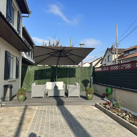 Chambre Pour 2 Personnes Avec Lit Separe Dans La Banlieue Parisienne ボンディ エクステリア 写真